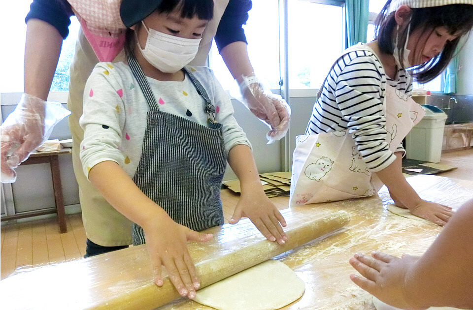 2021年5月 SuruSu上陽こども園 子どもたち戸外遊びの様子