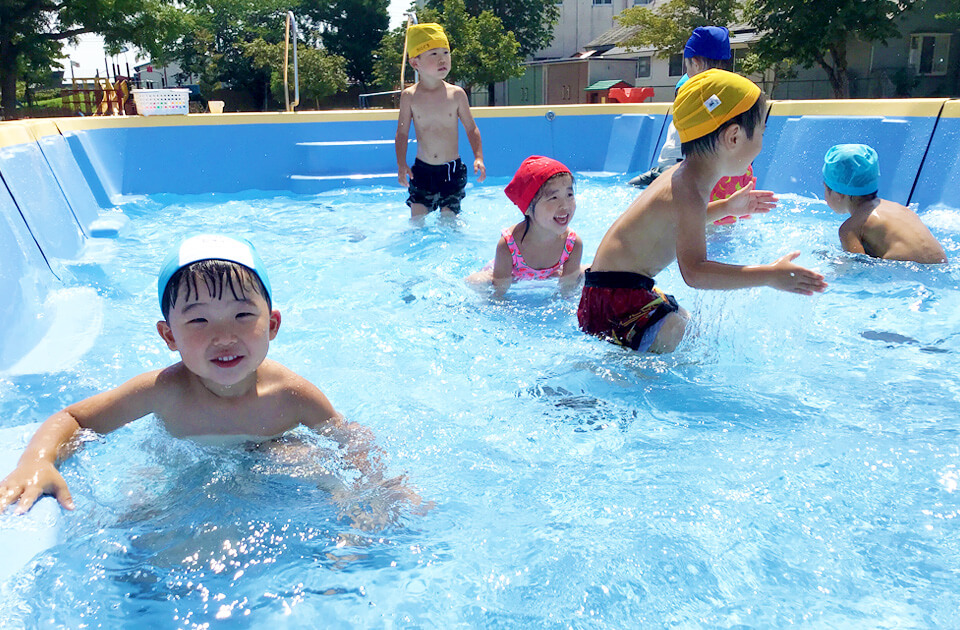 2021年7月 SuruSu上陽こども園 プール遊びの様子