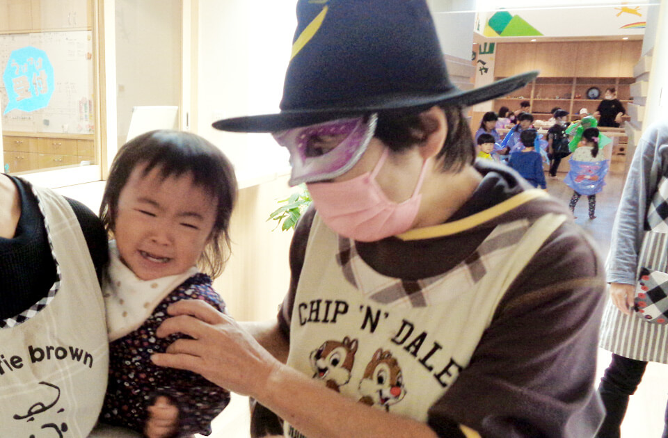 2021年11月 SuruSu上陽こども園 ハロウィンパーティーの子ども達の様子