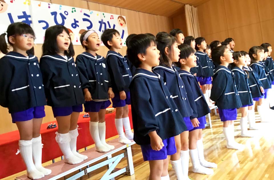 2021年12月 SuruSu上陽こども園 発表会の子ども達の様子