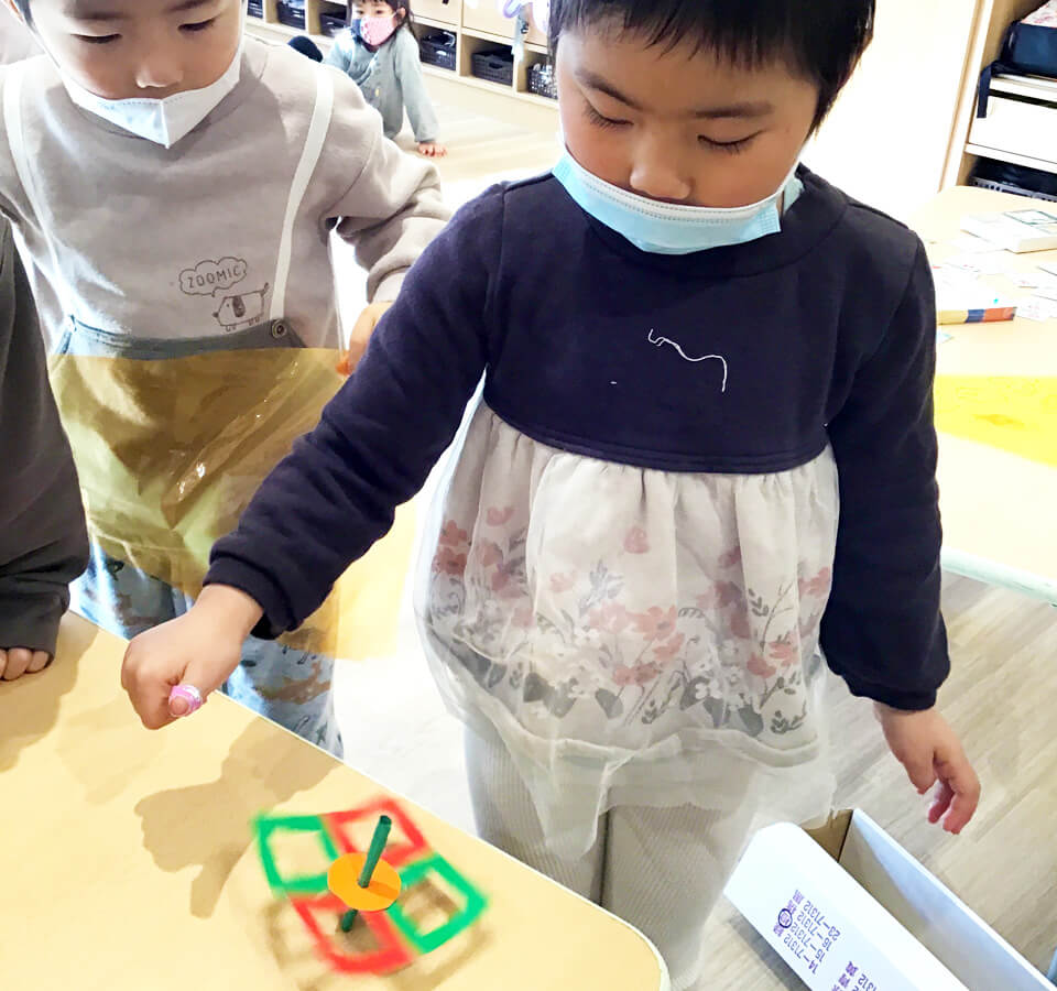 2022年1月 SuruSu上陽こども園 お正月遊びの様子