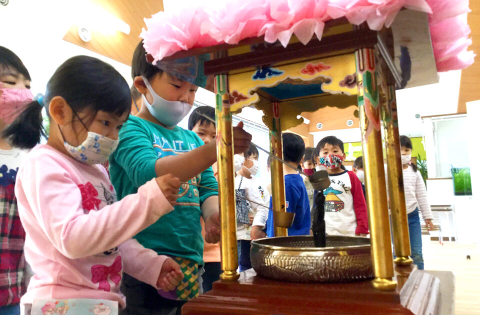 2021年4月 SuruSu祝昌こども園花まつりの様子